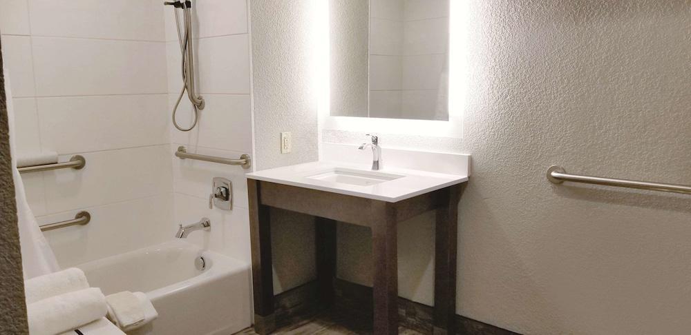 Hotel La Quinta By Wyndham Anchorage Airport Zewnętrze zdjęcie