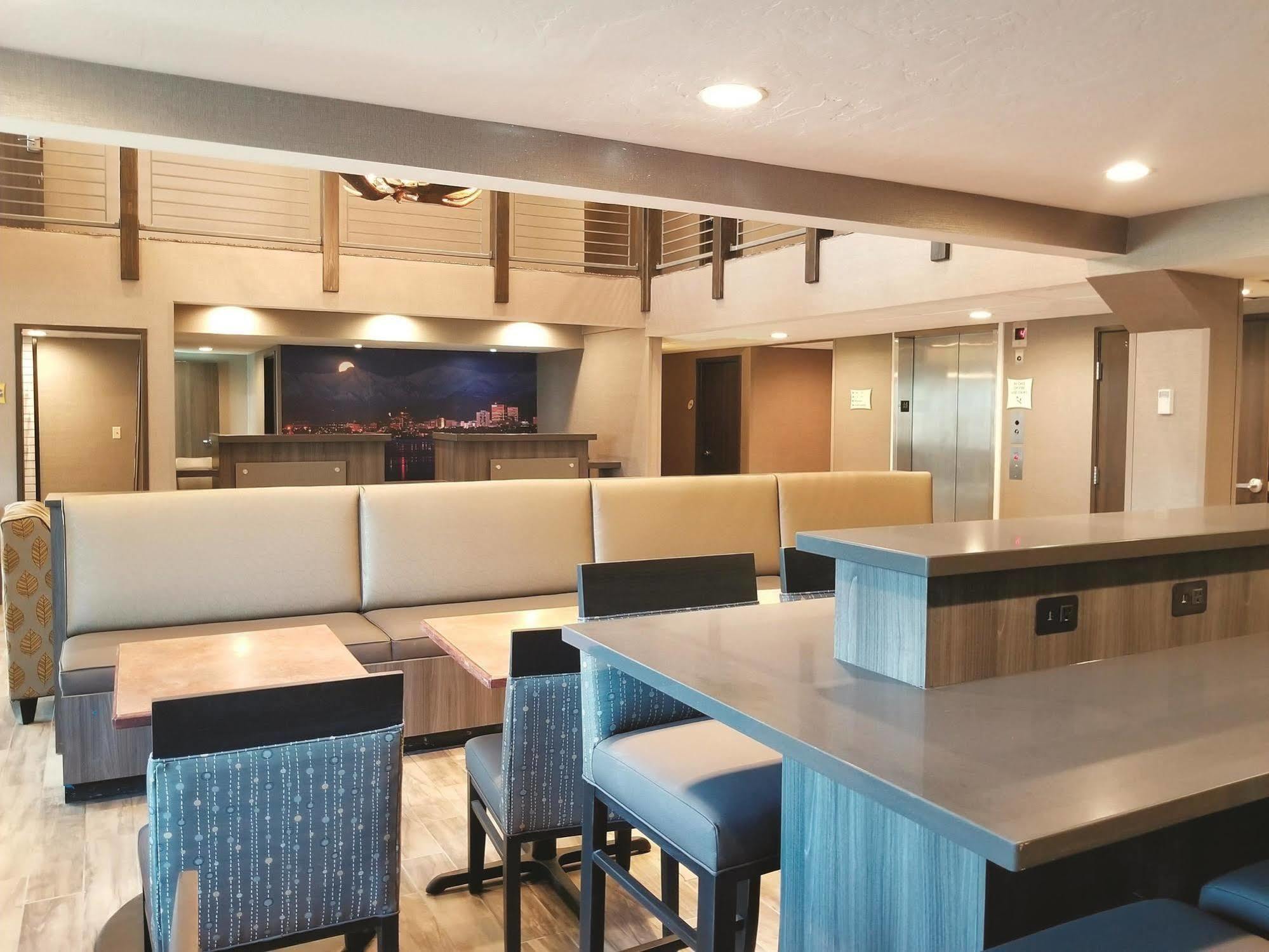Hotel La Quinta By Wyndham Anchorage Airport Zewnętrze zdjęcie