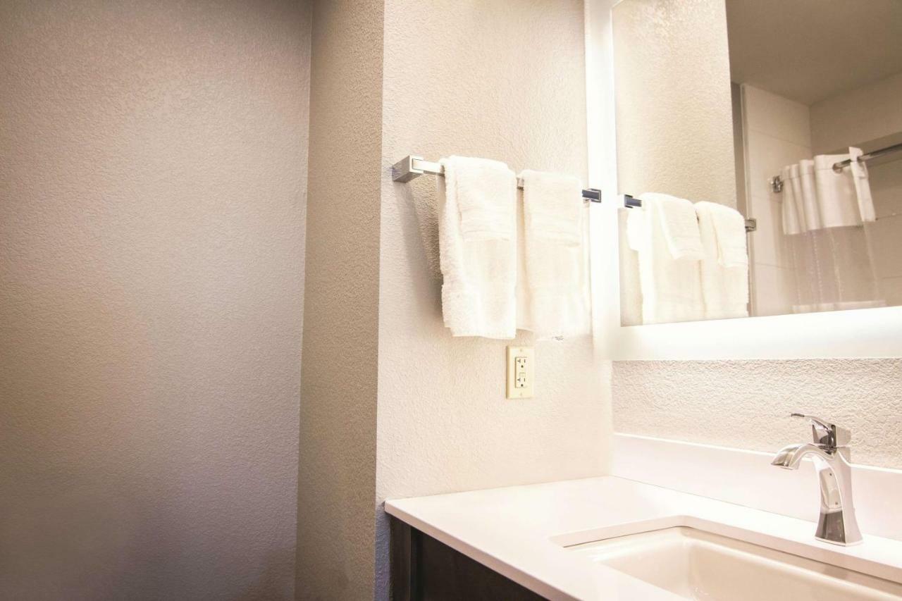 Hotel La Quinta By Wyndham Anchorage Airport Zewnętrze zdjęcie